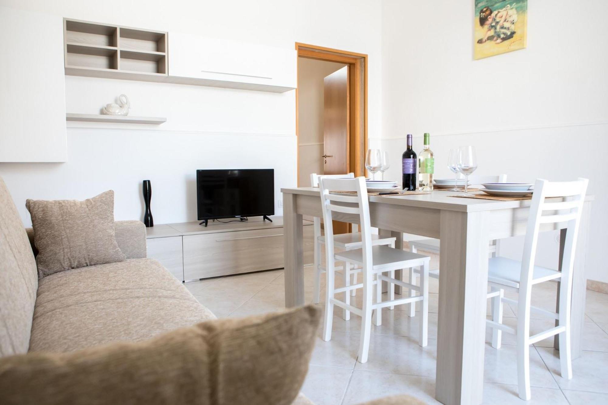 Ferienwohnung Elisena Torre Lapillo Exterior foto